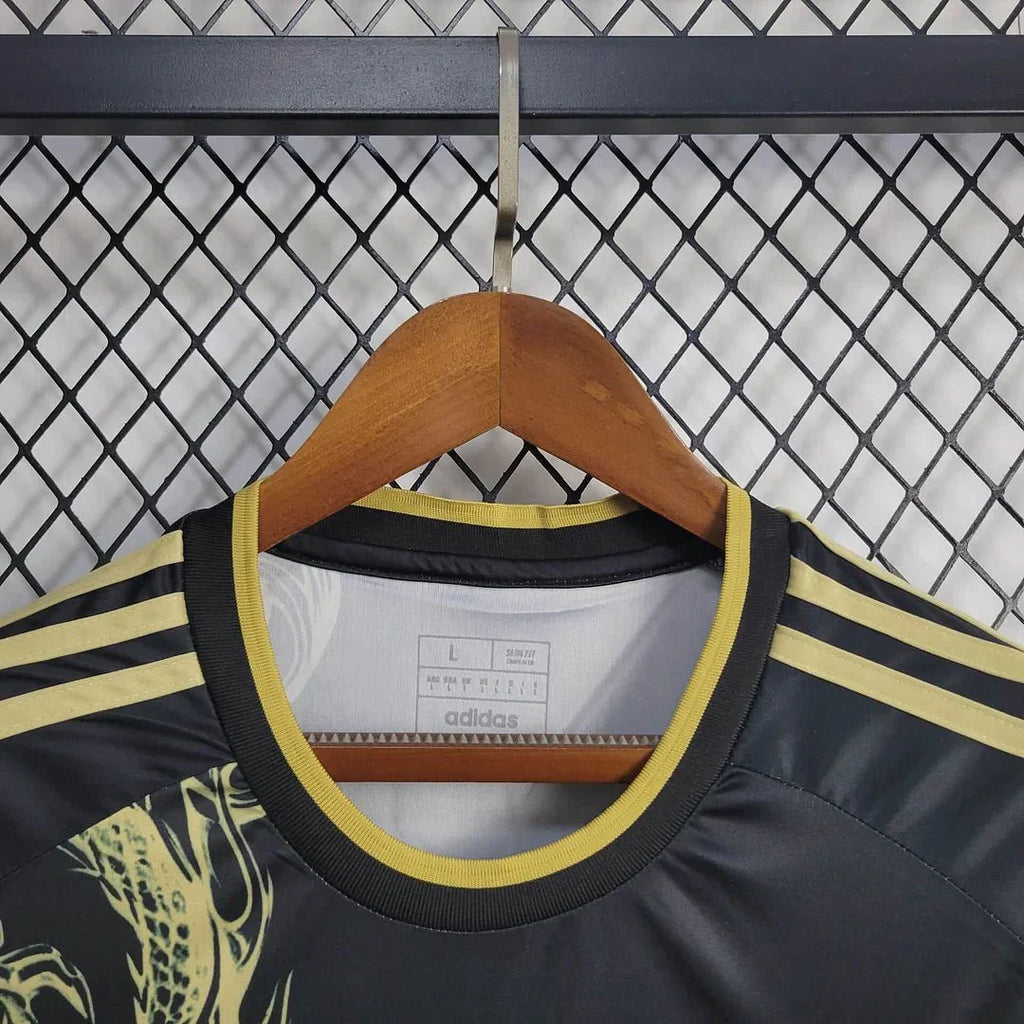 Real Madrid 2025 Gold Dragon Special Shirt